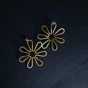 Handmade Geometric Flower Drop Women's Earrings - Image 2