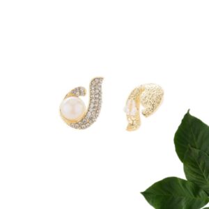 Decor Pearl Stud Women's Earrings - Image 2