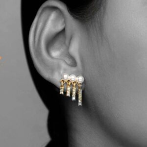 Pearl Crystal Dangle Women's Earrings - Image 3