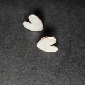White Glaze Heart Stud Women's Earrings - Image 3
