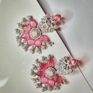 Oxidized Pearl Pink Monalisa Dangle Women's Earrings - Image 2