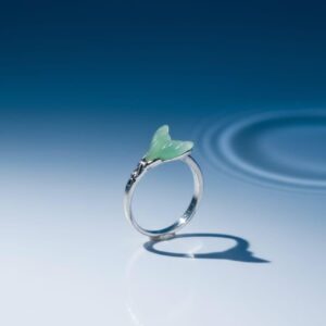 Whale Tail Serenity Ring Green Enamel Women's Ring (Exclusive) - Image 3