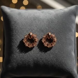 Luxe Halo Stud Women's Earrings - Image 1
