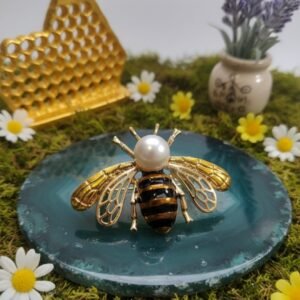 The Queen of Bloom Brooch - Image 6