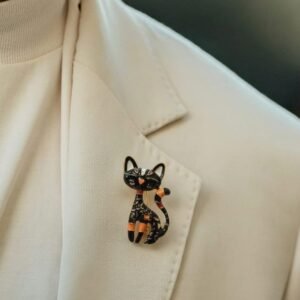 Midnight Muse Cat Brooch - Image 3